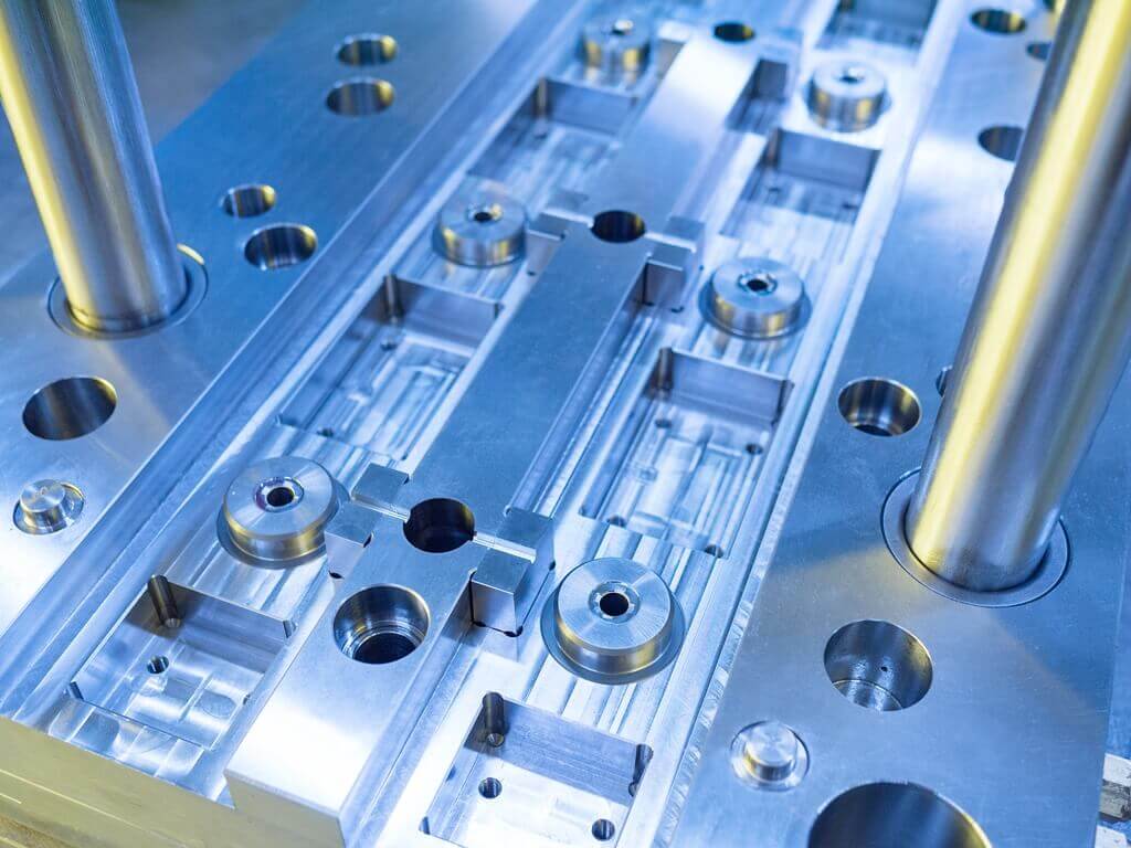injection-mold-tooling